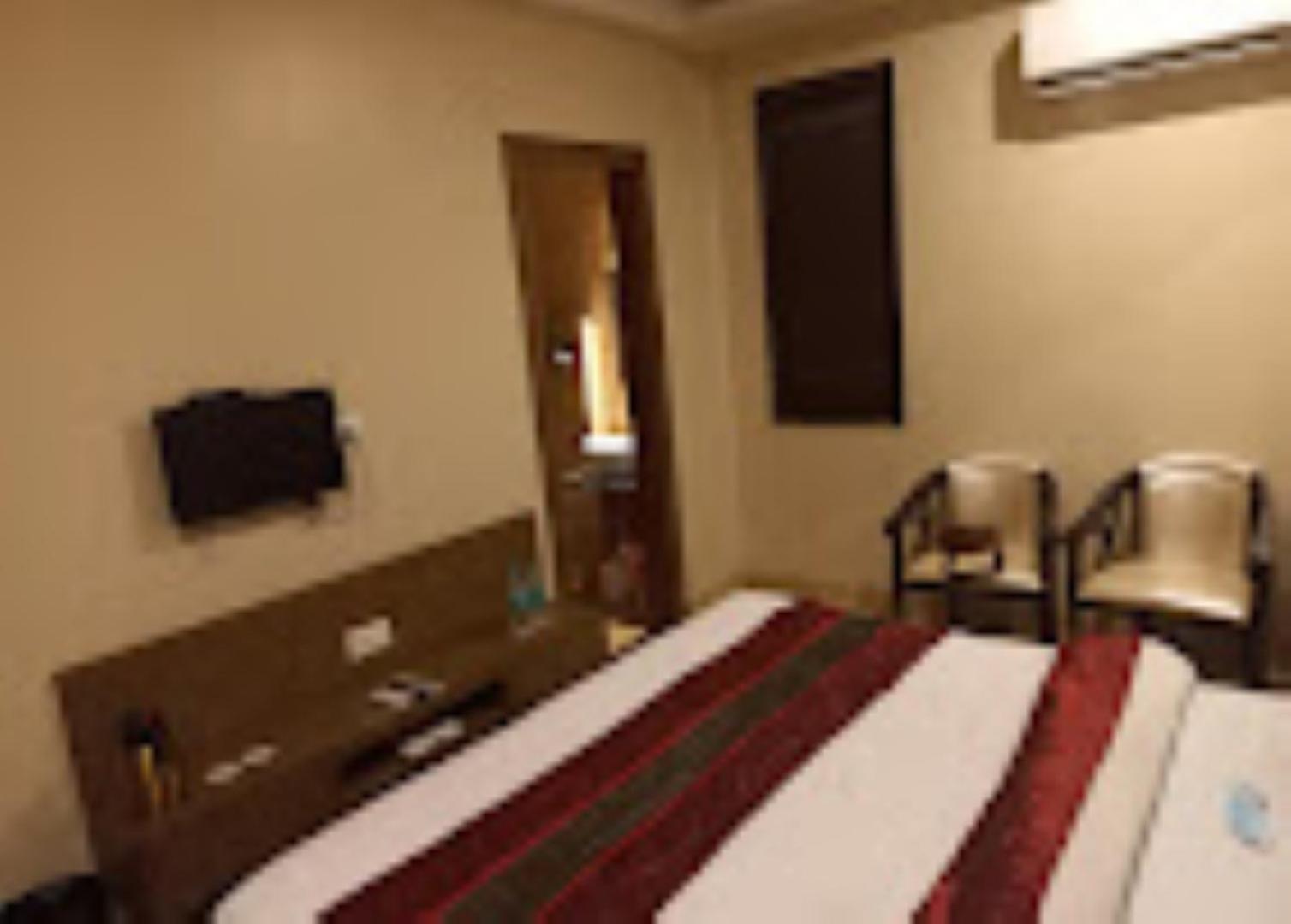 Hotel The Mansion , Mathura Exteriör bild